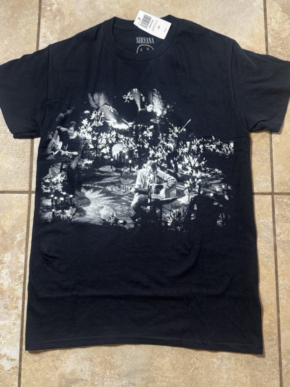 Nirvana Unplugged Band Photo Two-Sided T-Shirt SMALL New With Tags